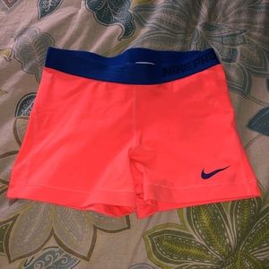 Nike Pro women’s spandex shorts!